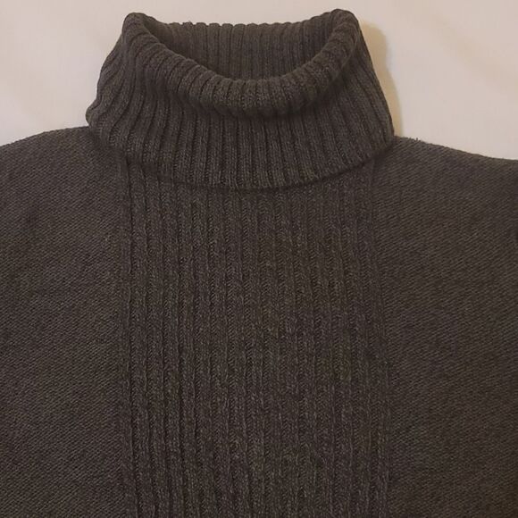 Sundance turtleneck sweater size large. - Picture 3 of 8
